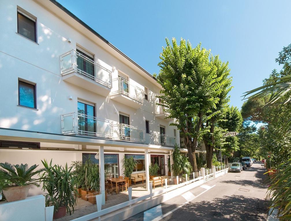 Hotel Trieste แชร์เวีย ภายนอก รูปภาพ