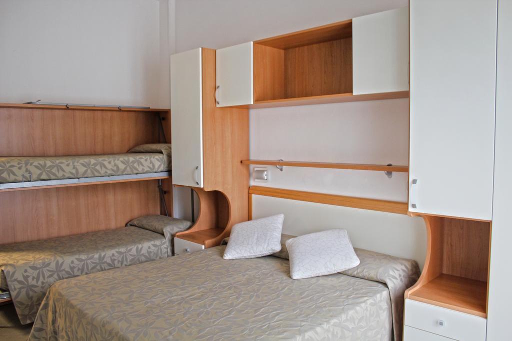 Hotel Trieste แชร์เวีย ภายนอก รูปภาพ